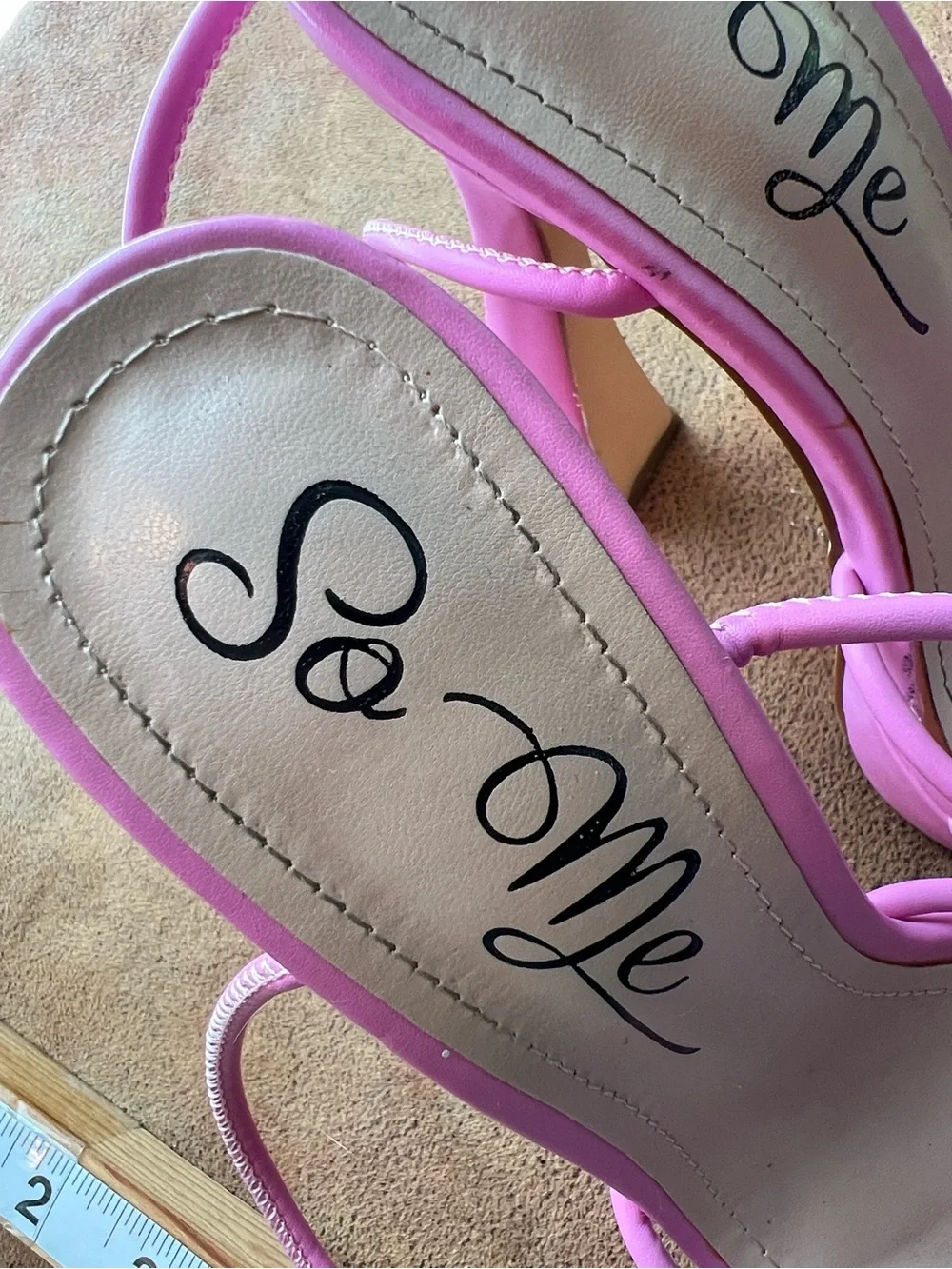 So Me Bubblegum Pink Strappy Bow Heeled Sandals. Size 6.5